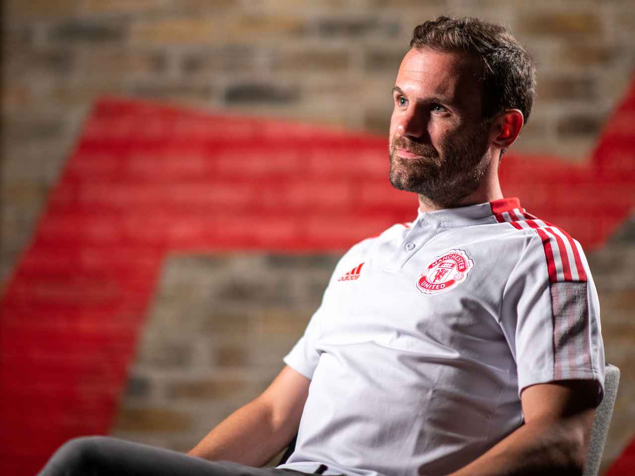 Juan Mata reacts to new Man Utd contract and looks ahead to new season | Manchester United