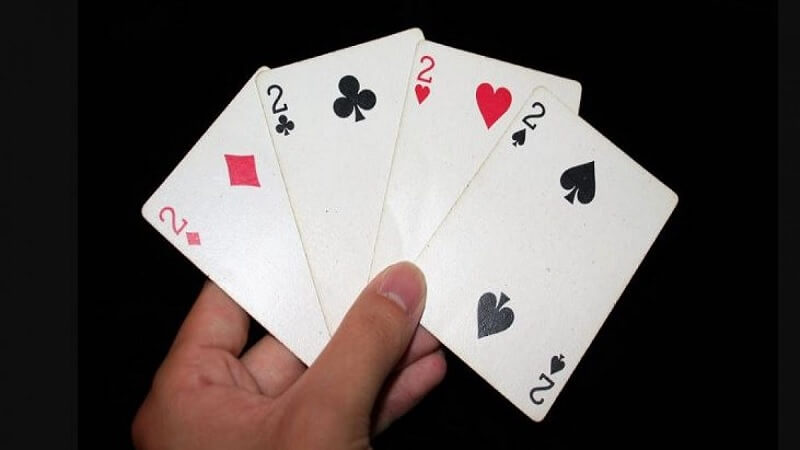 Vai trò của một số lá bài trong trò chơi bài
