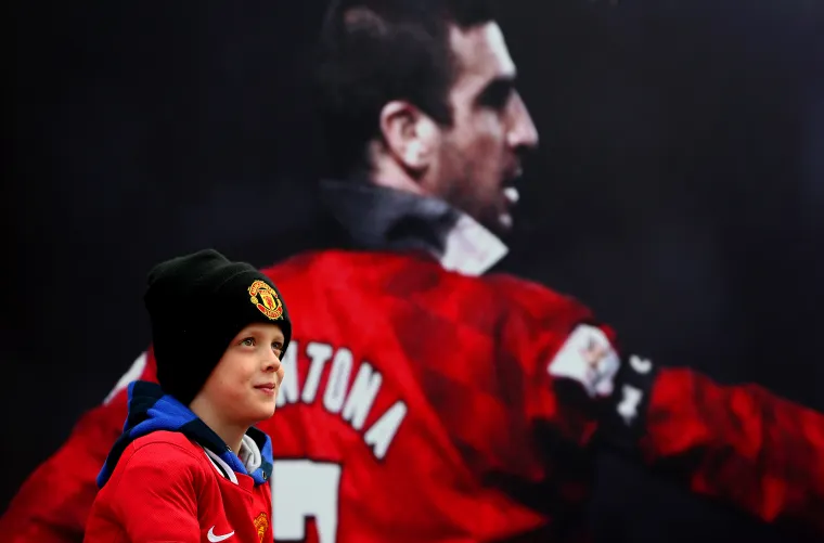 Lịch sử áo đấu Manchester United: Những mẫu áo biểu tượng của Cantona, Beckham và Ronaldo | Sporting News Việt Nam