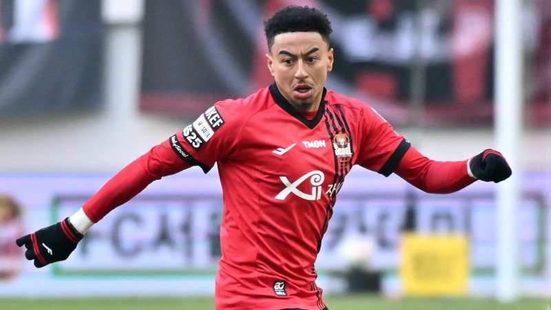 Cầu thủ Jesse Lingard - Nạn nhân của bệnh ngôi sao