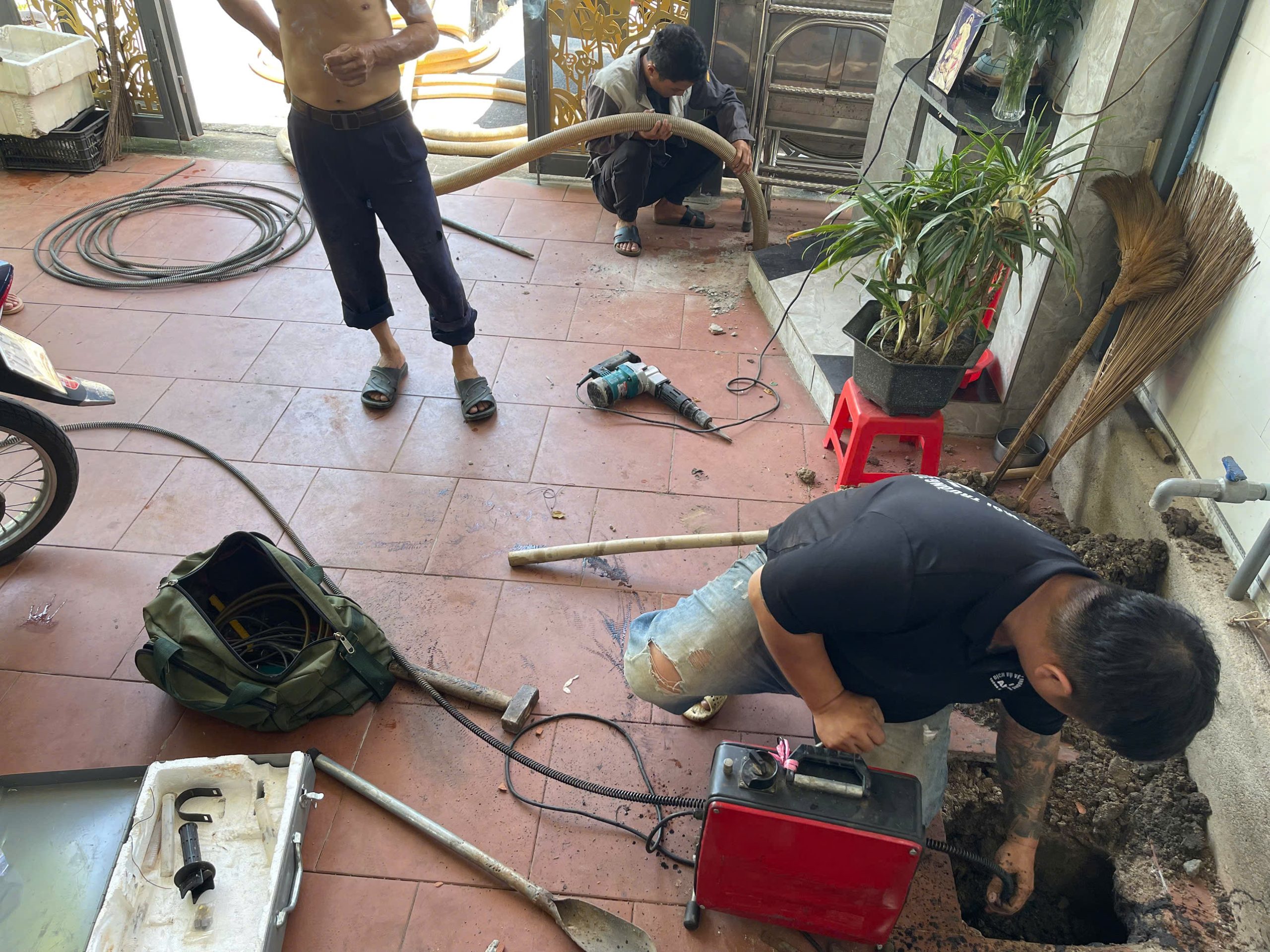 Lợi ích khi sử dụng dịch vụ hút hầm cầu chuyên nghiệp